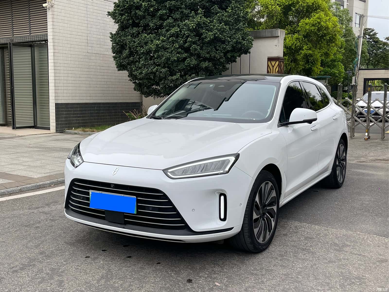 AITO M5, 2022 1