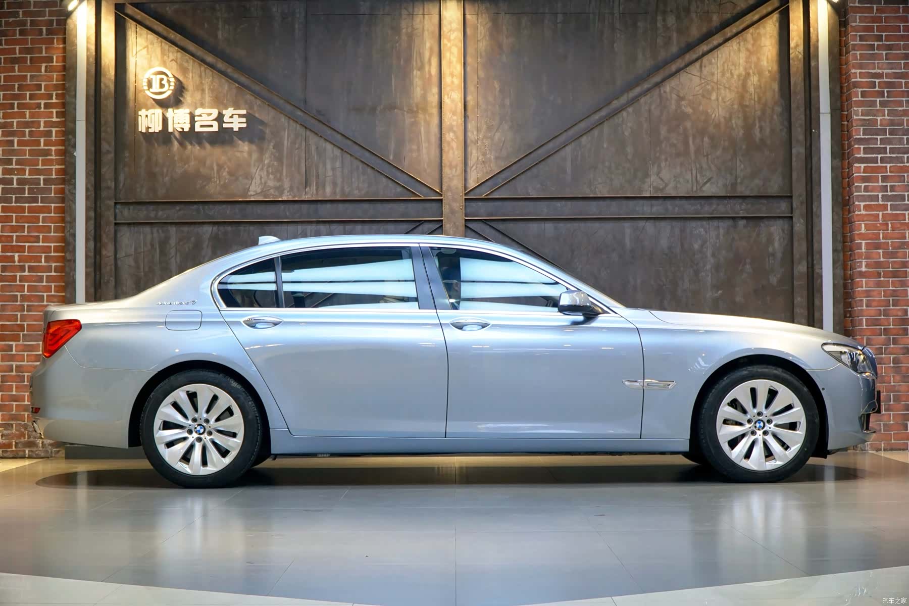 BMW 7 Series, 2012 23