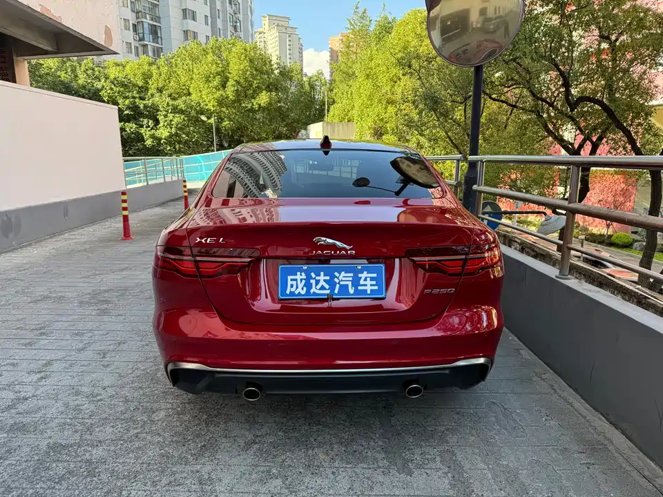 Jaguar XEL