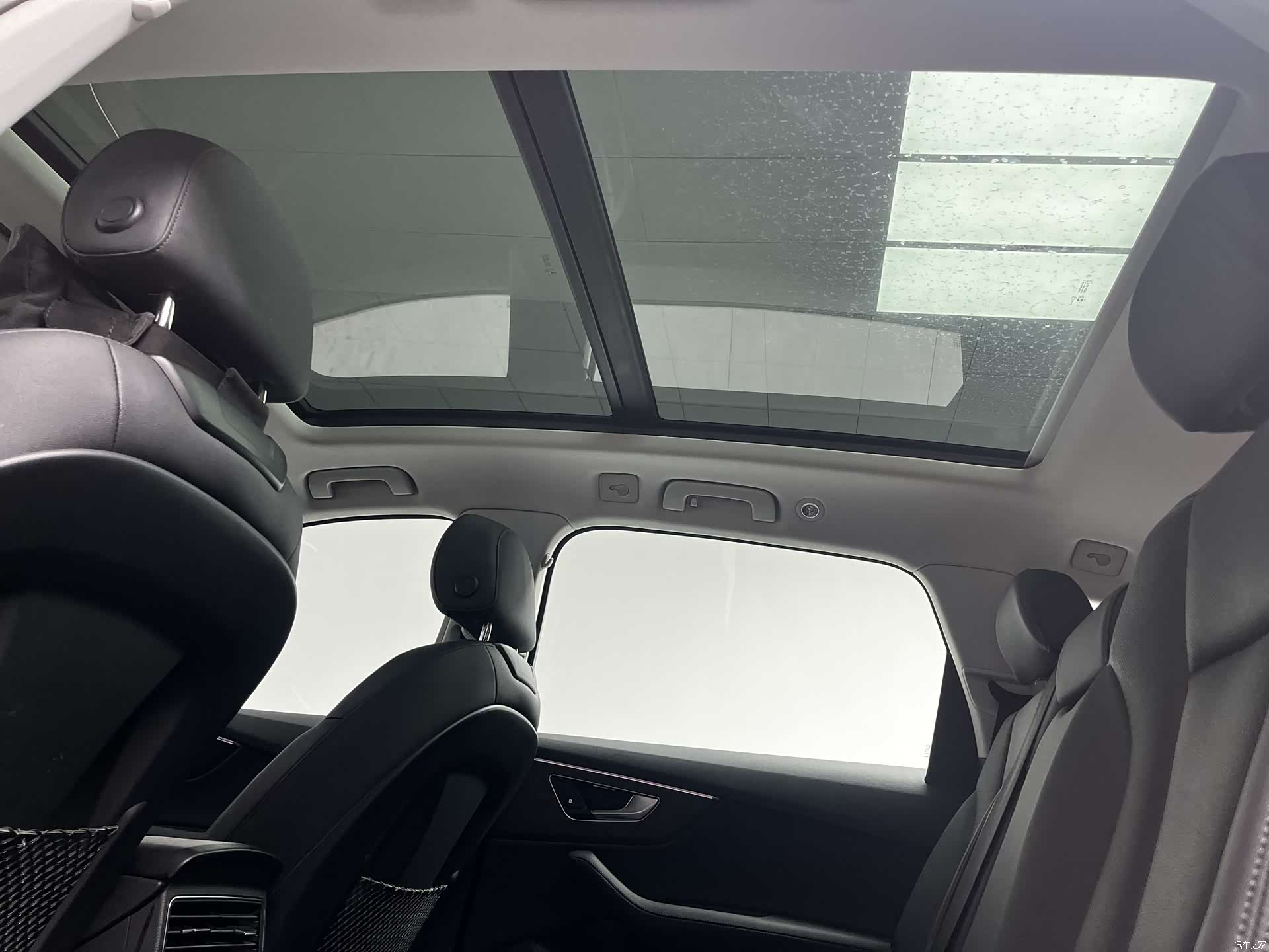 Audi Q7, 2023 все фото
