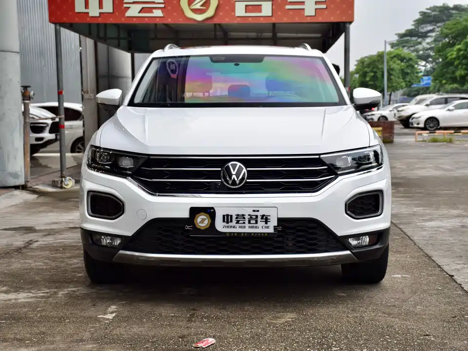 Volkswagen T-ROC exploring Songs