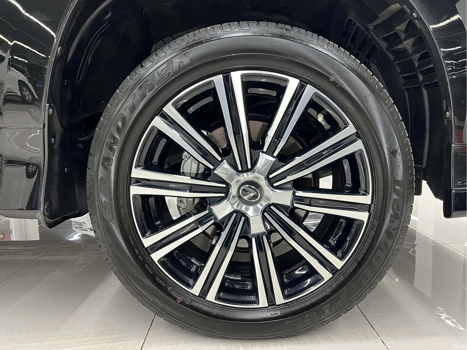 Lexus LX, 2022 28