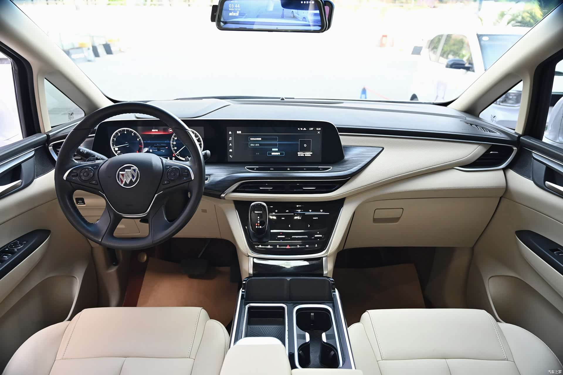 Buick GL8, 2023 10