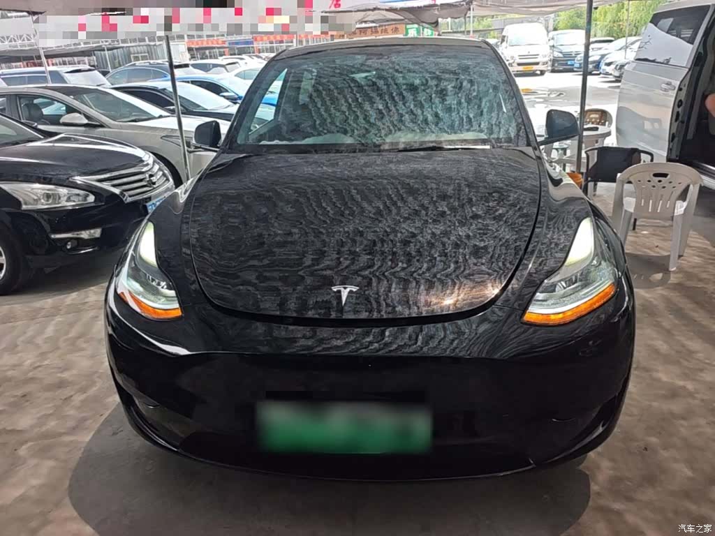 Tesla Model Y, 2023 3
