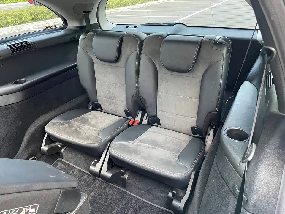 Mercedes-Benz R-class