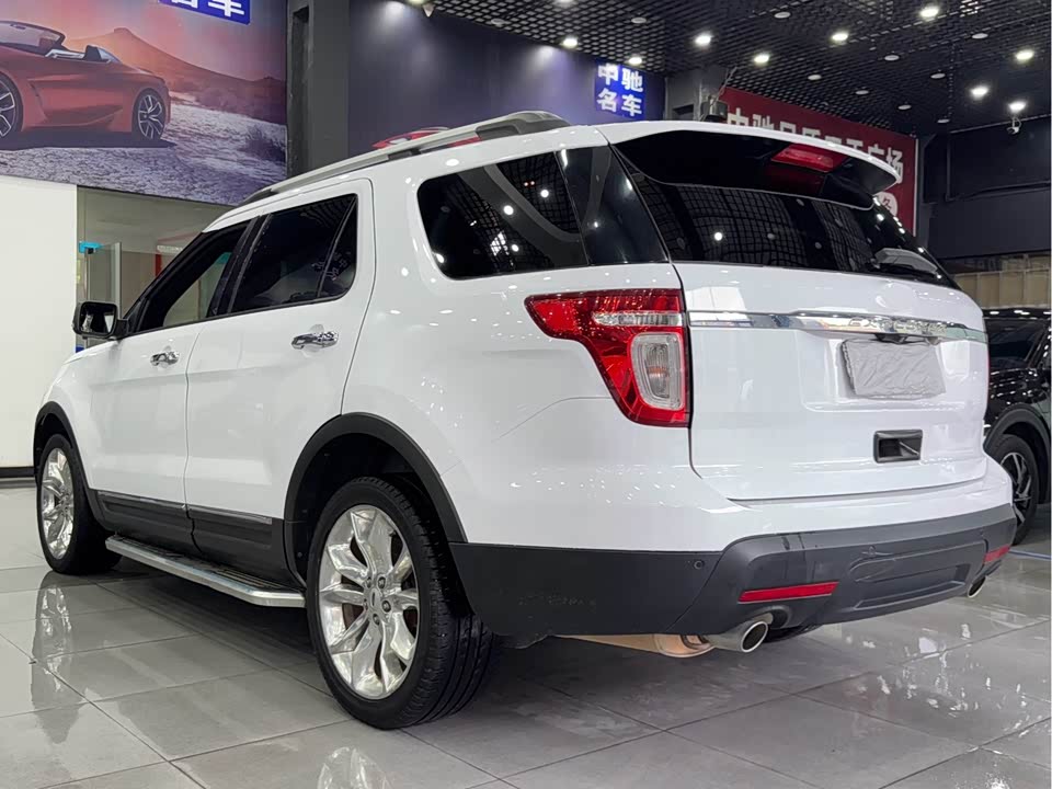 Ford Explorer Ford Explorer