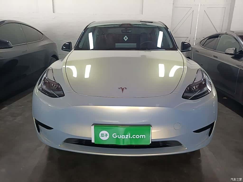 Tesla Model Y, 2024 3