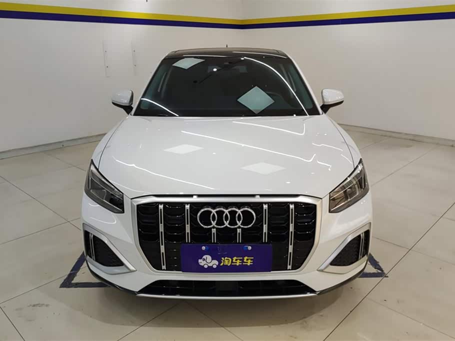 Audi Q2L