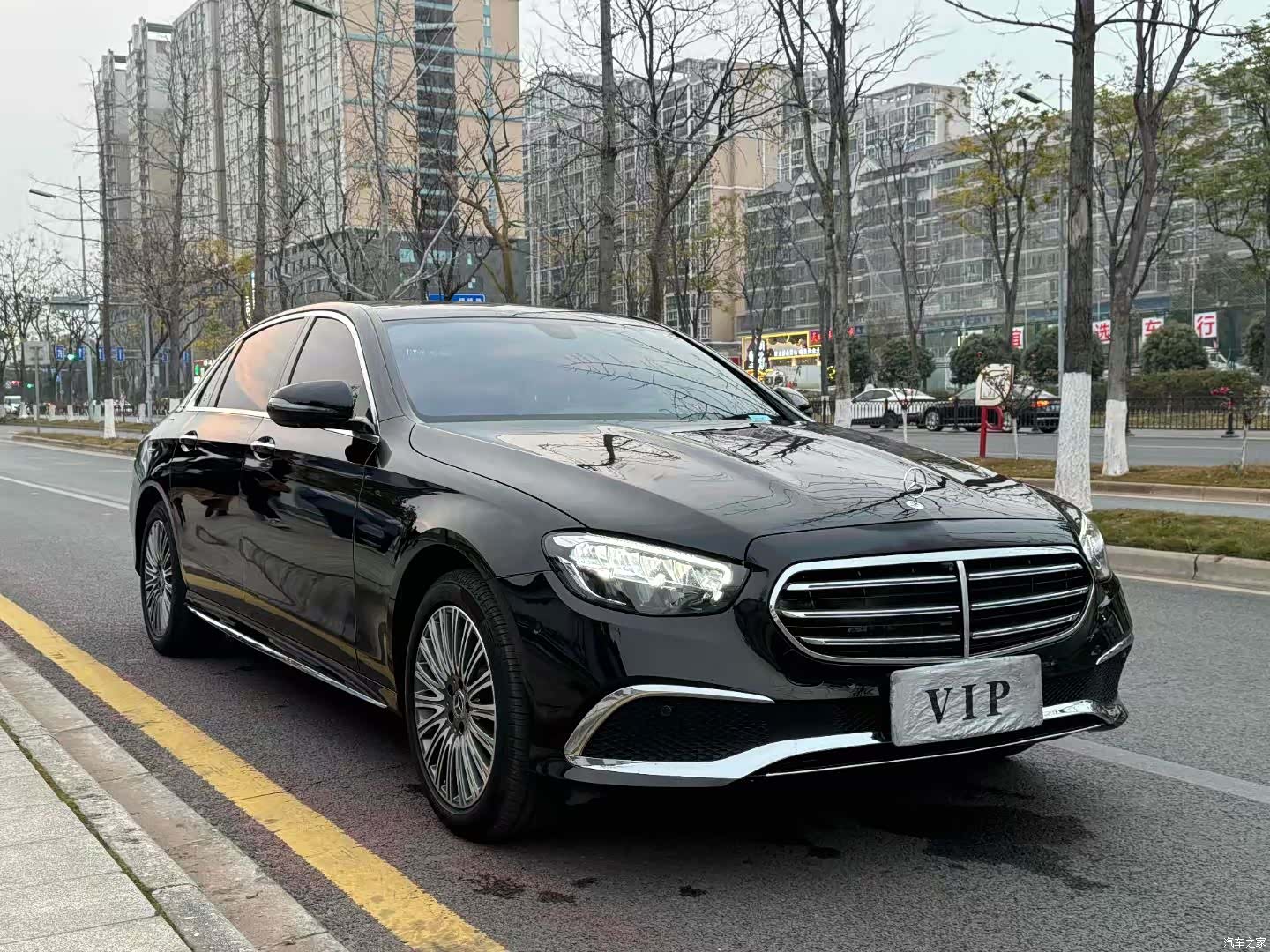 Mercedes-Benz E-Class, 2023 3