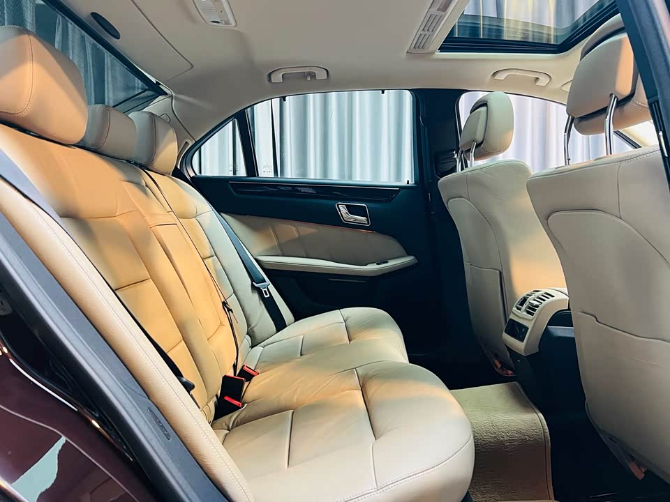 Mercedes-Benz E-class Mercedes-Benz E-class
