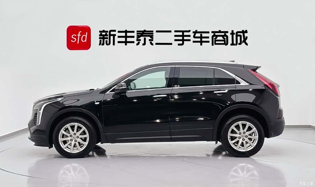 Cadillac XT4, 2022 4