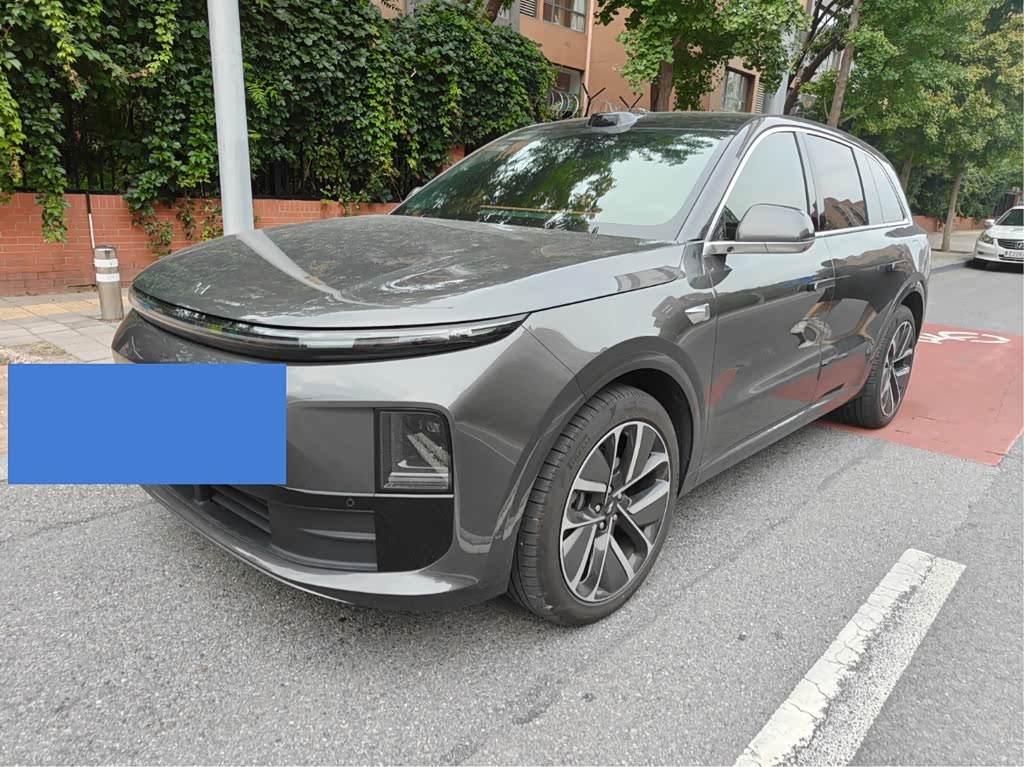 Li Auto L6