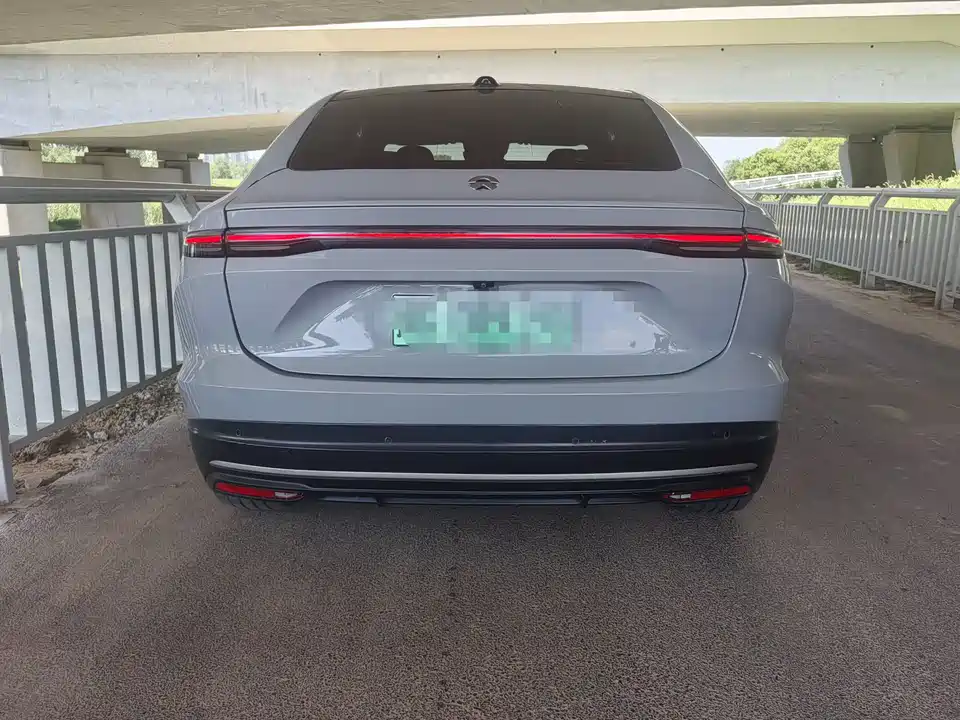 NIO EC6