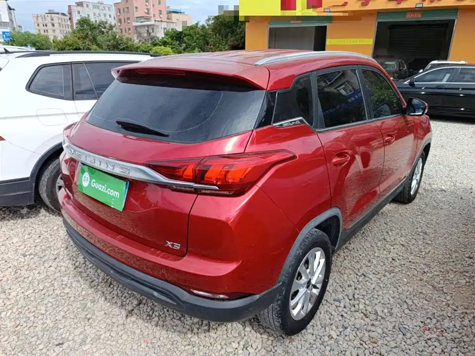 BAIC Beijing X3