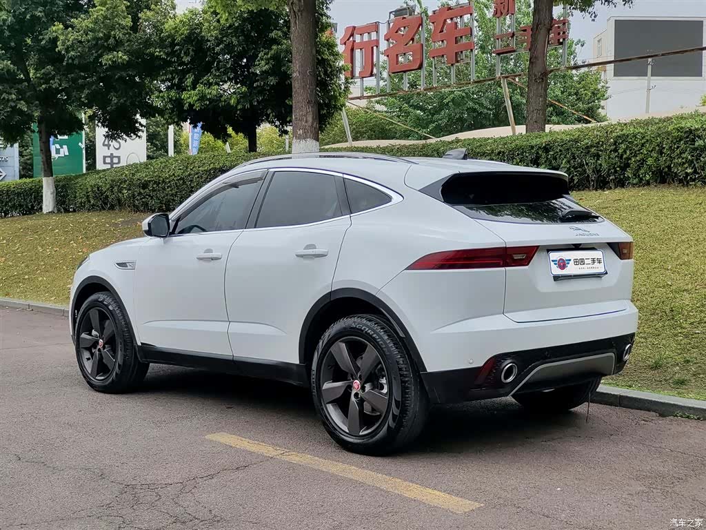 Land Rover E-PACE, 2025 4