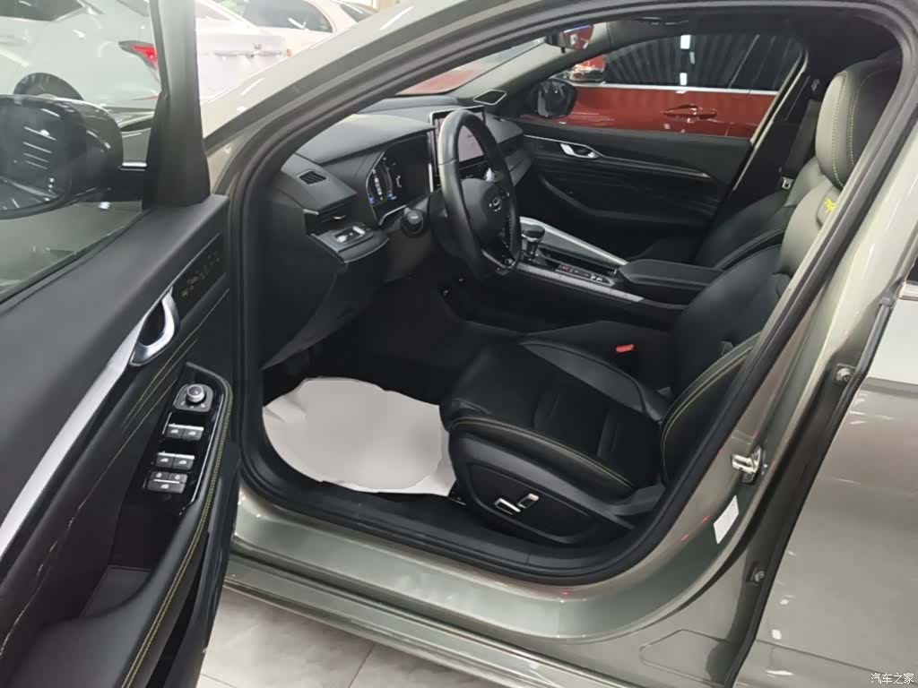 Geely Preface, 2023 16