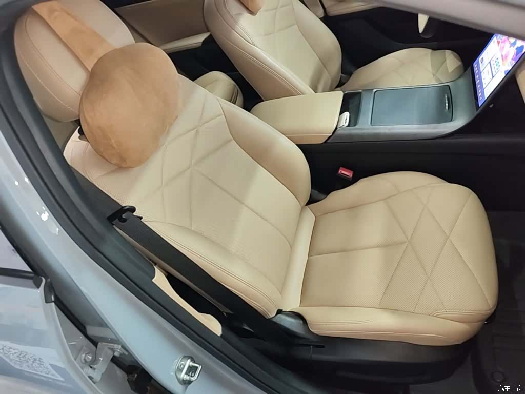Geely Galaxy L6, 2024 25
