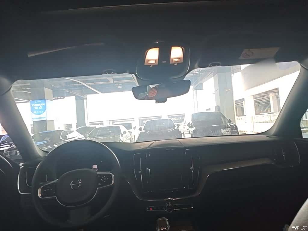 Volvo XC60, 2021 18
