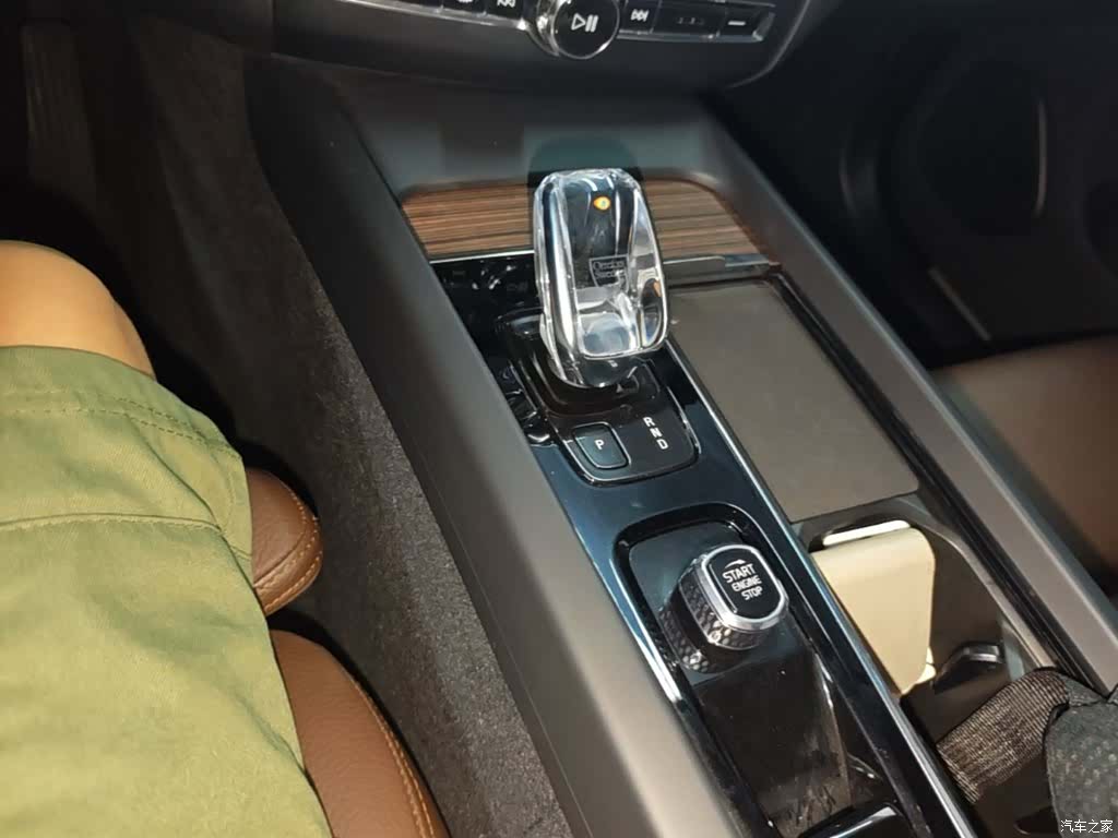 Volvo XC60, 2021 14