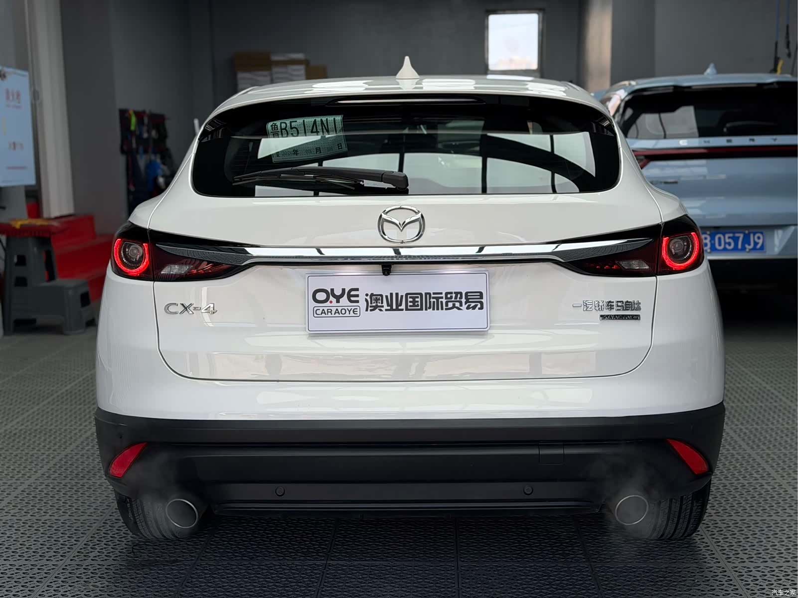 Mazda CX-4, 2022 все фото