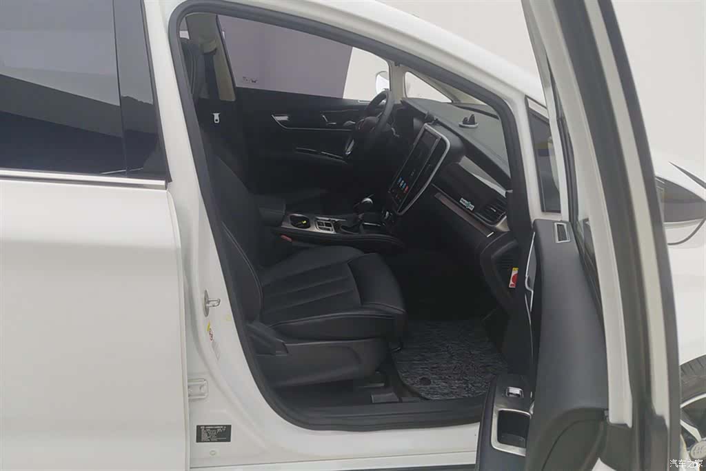 BYD Song, 2018 8
