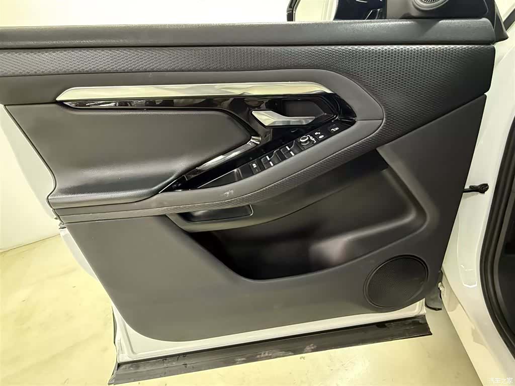 Land Rover Range Rover, 2020 19