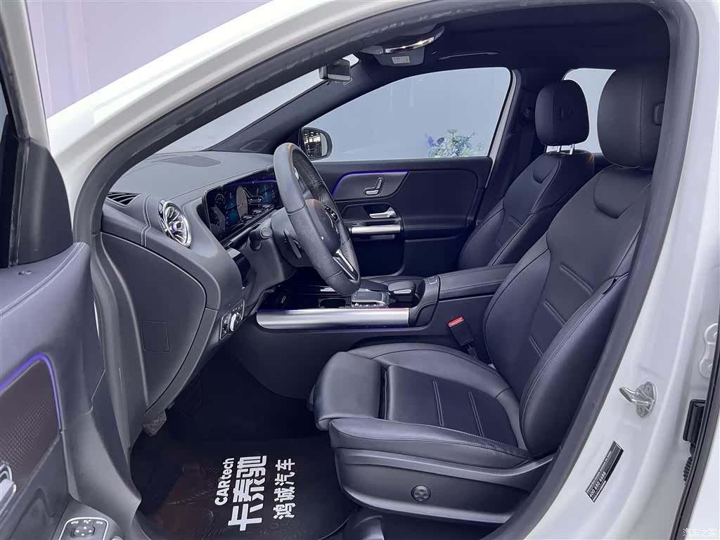 Mercedes-Benz GLA, 2021 18