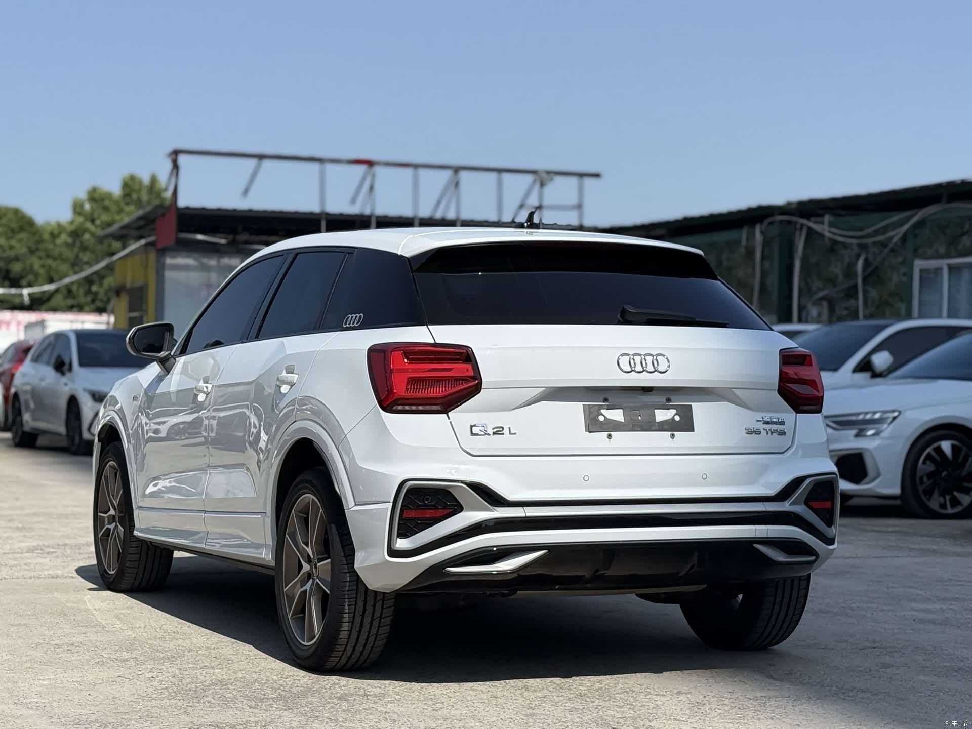 Audi Q2L, 2022 7