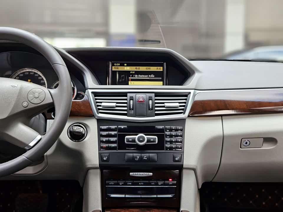 Mercedes-Benz E-class Mercedes-Benz E-class
