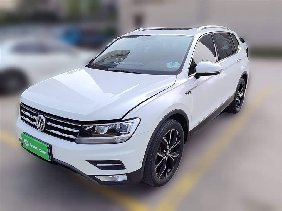 Volkswagen Tiguan L