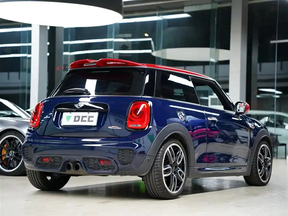 MINI JCW