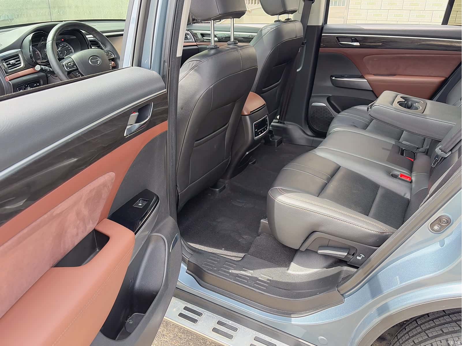Trumpchi GS8, 2017 8