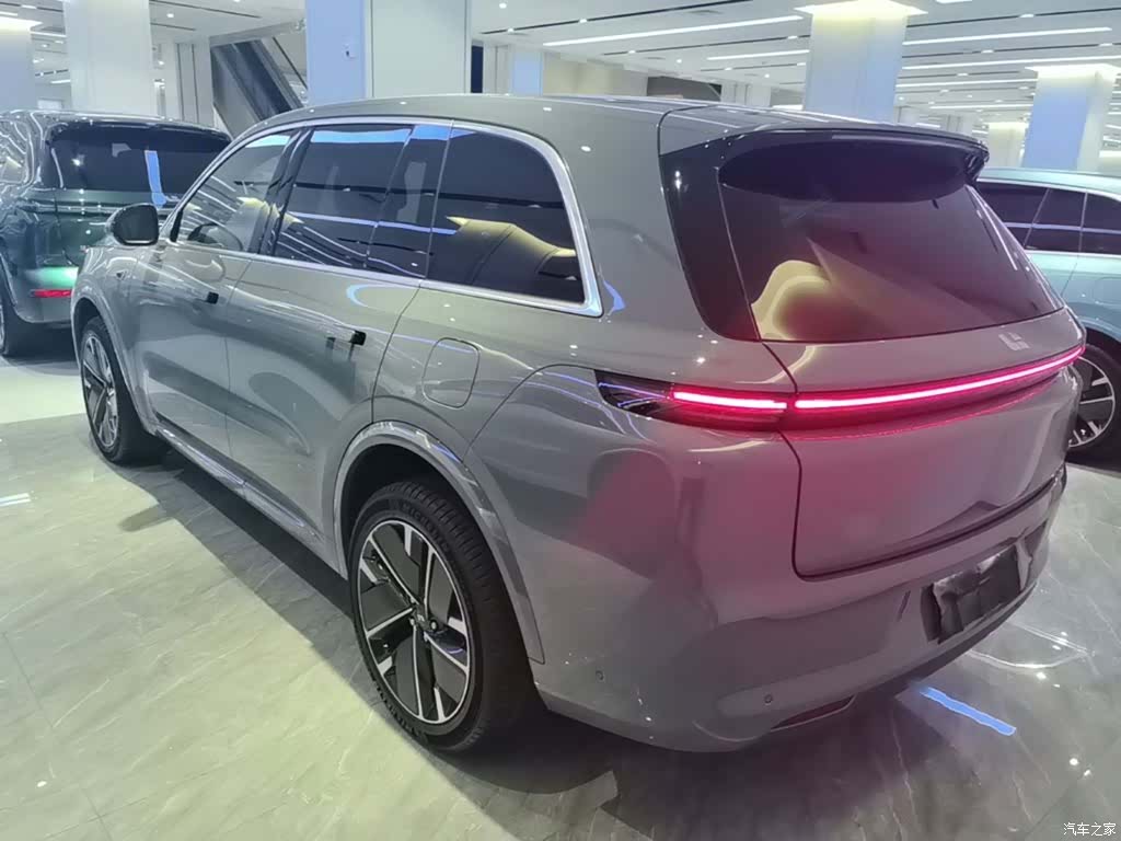 Li Auto L8, 2025 все фото