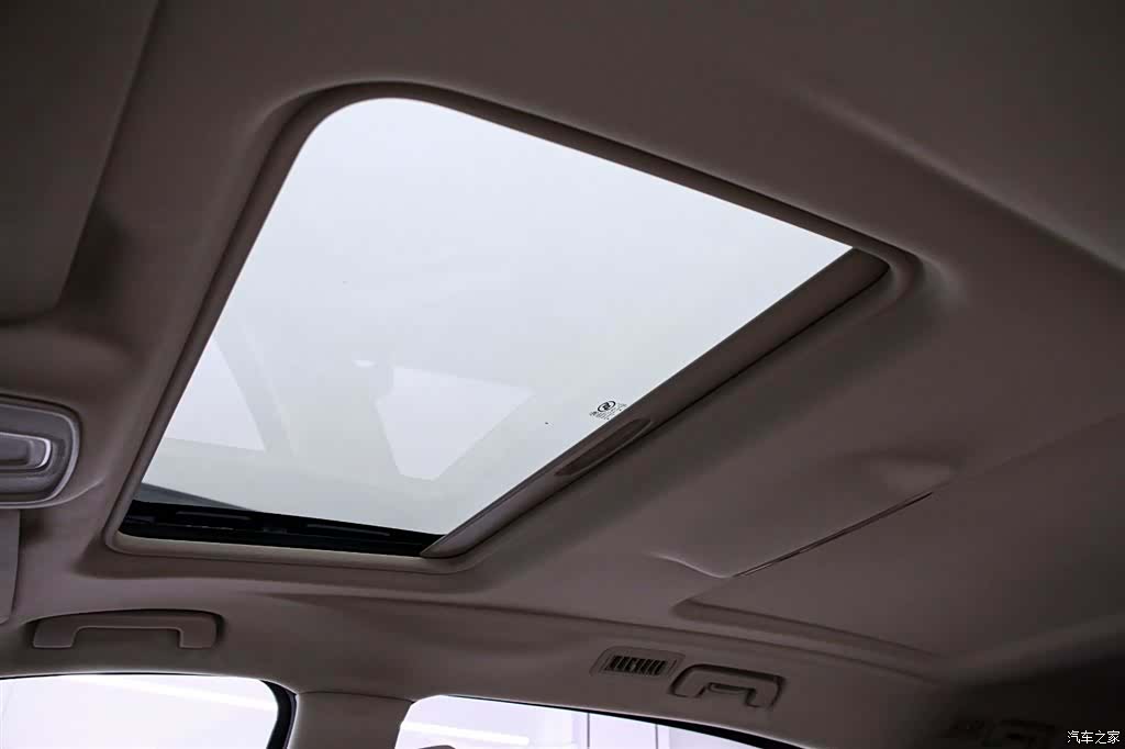 Buick GL8, 2024 10
