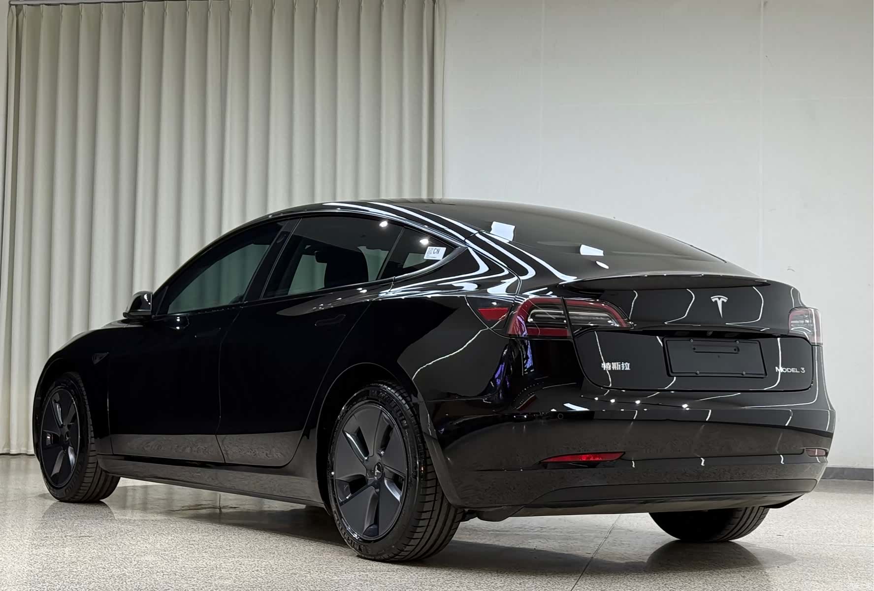 Tesla Model 3, 2022 6