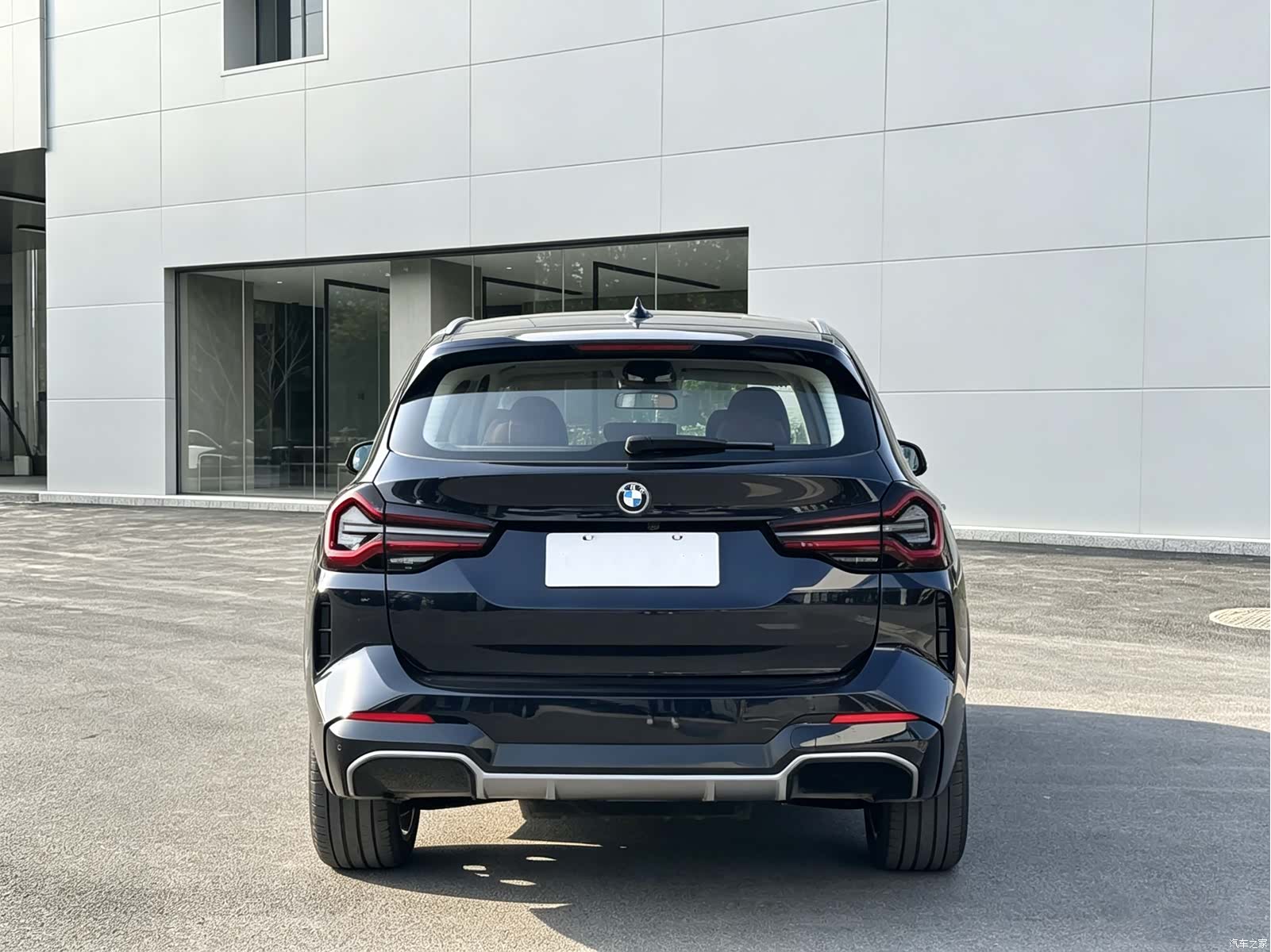 BMW iX3, 2023 10