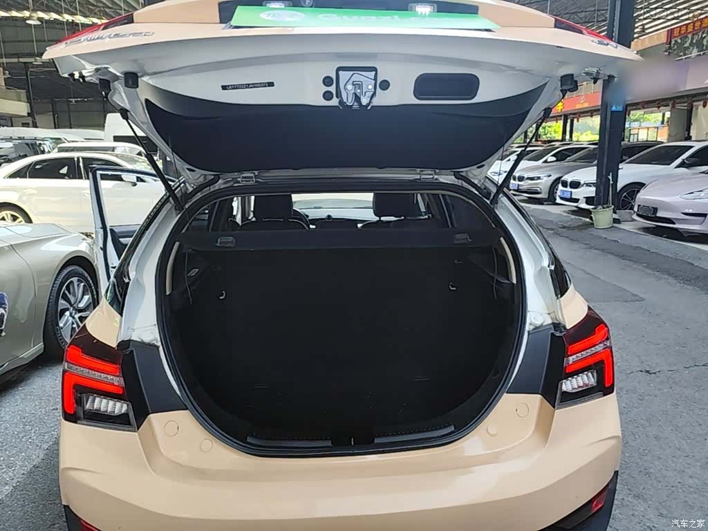 Geely S1, 2019 19