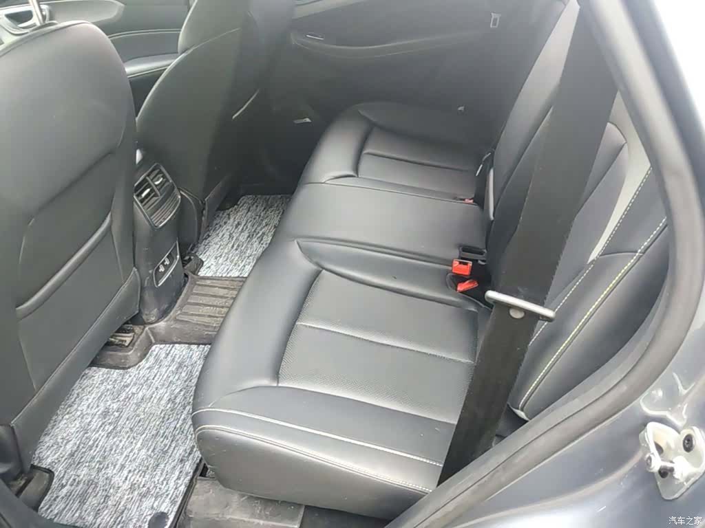 Roewe RX5, 2020 10