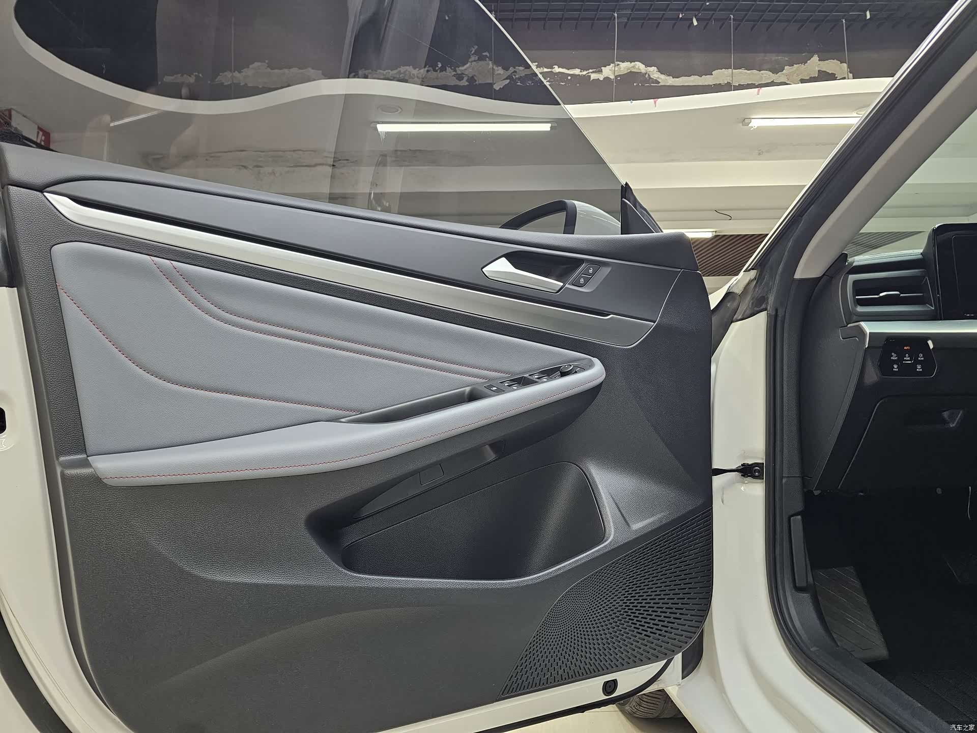 Volkswagen Lamando, 2023 15