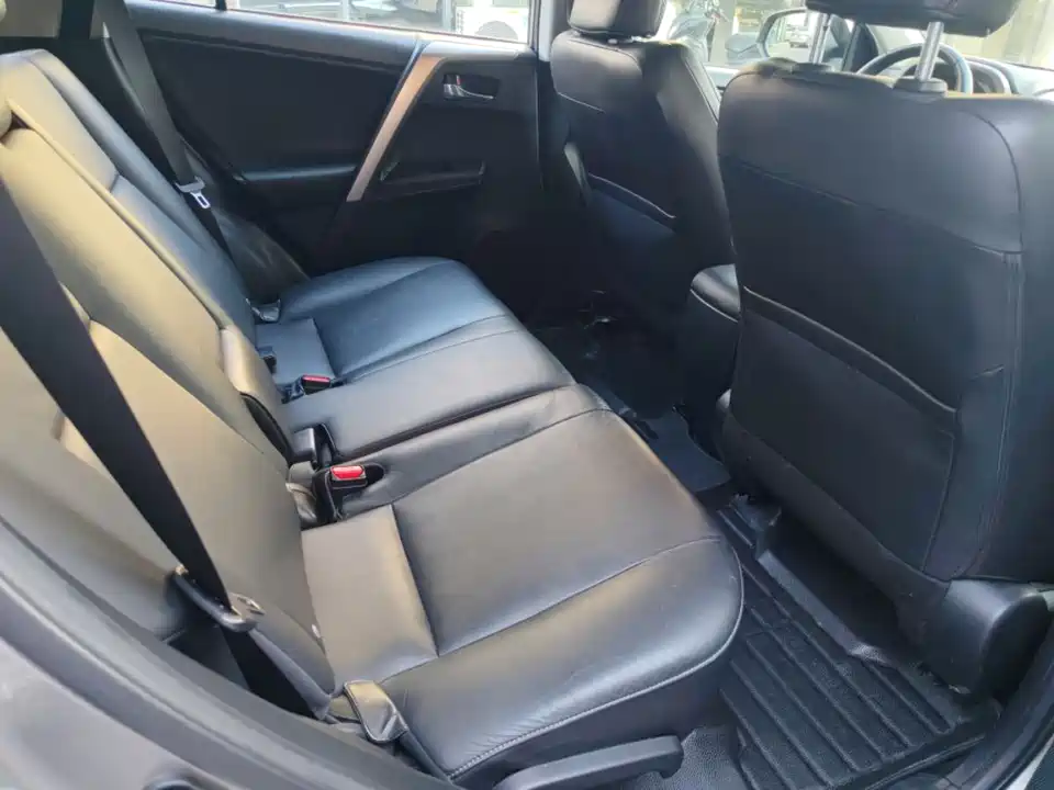 Toyota RAV4 Rongfang