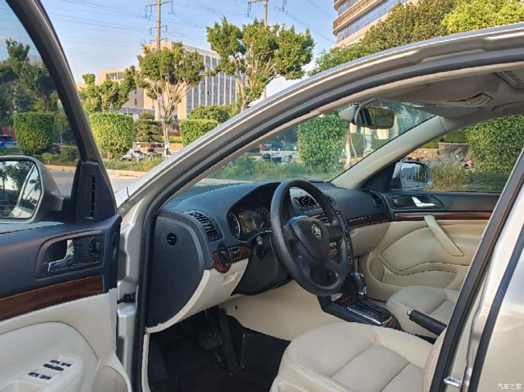 Skoda Octavia, 2014 8