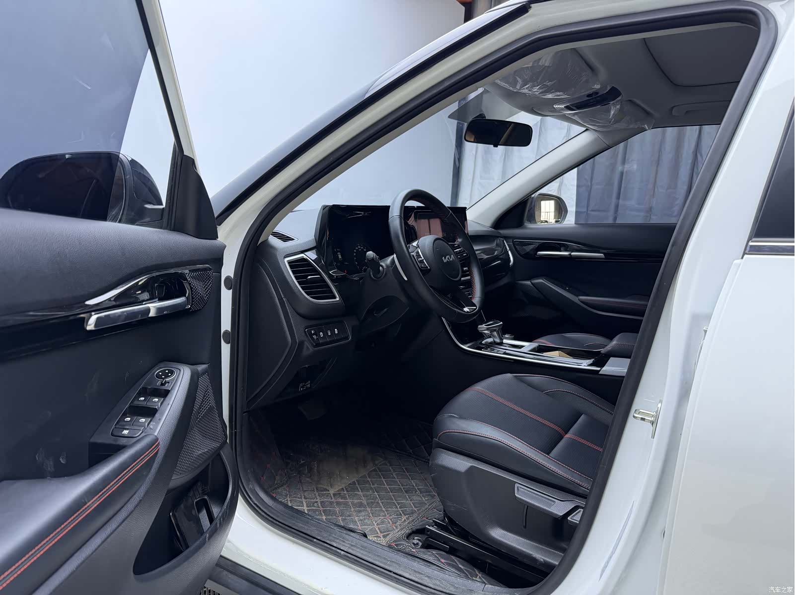 Kia KX3, 2022 9