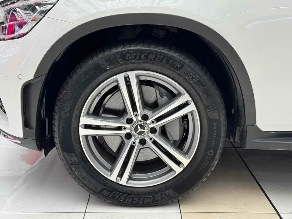 Mercedes-Benz GLC Mercedes-Benz GLC