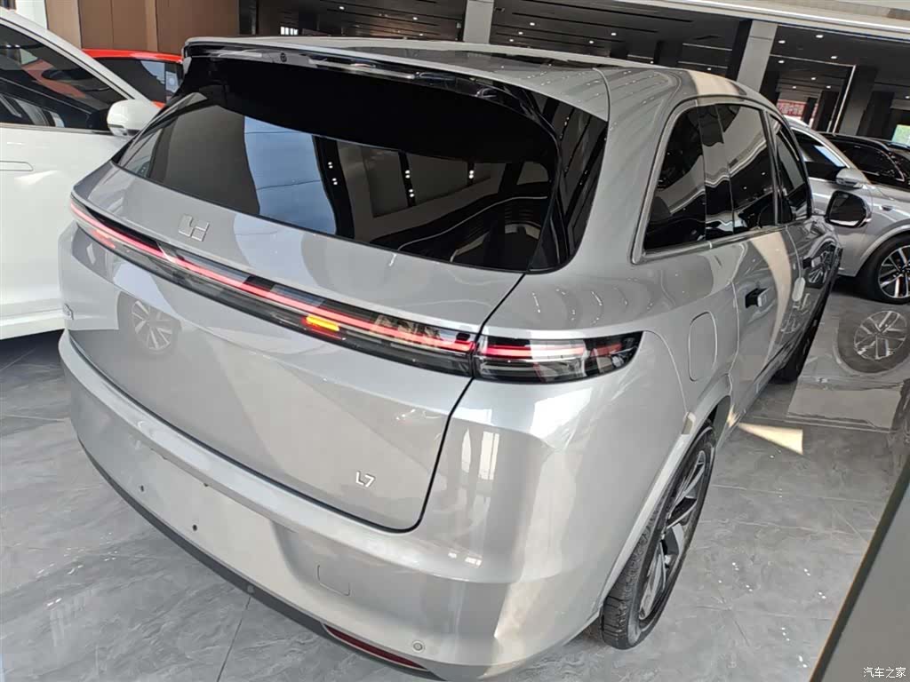Li Auto L7, 2023 7
