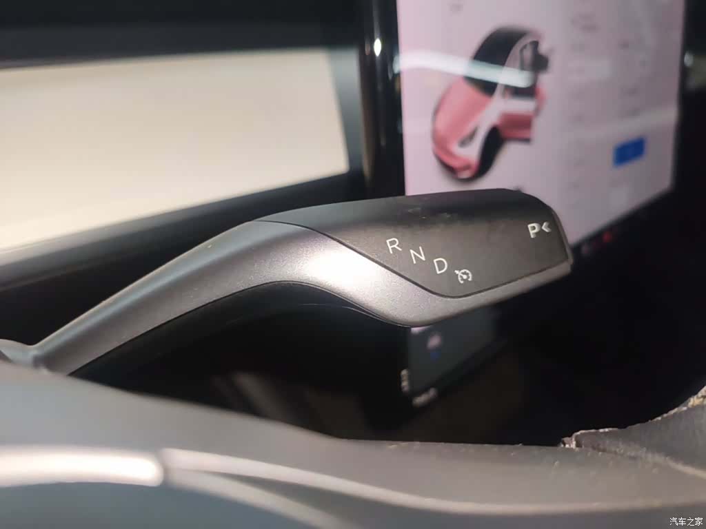 Tesla Model Y, 2021 13