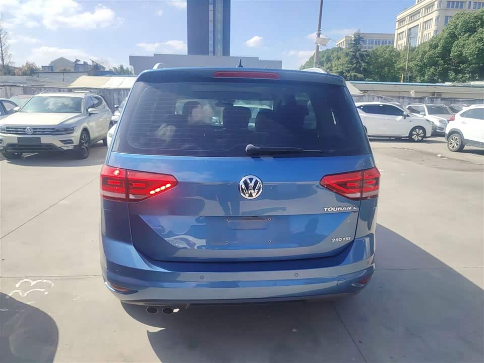 Volkswagen Touran