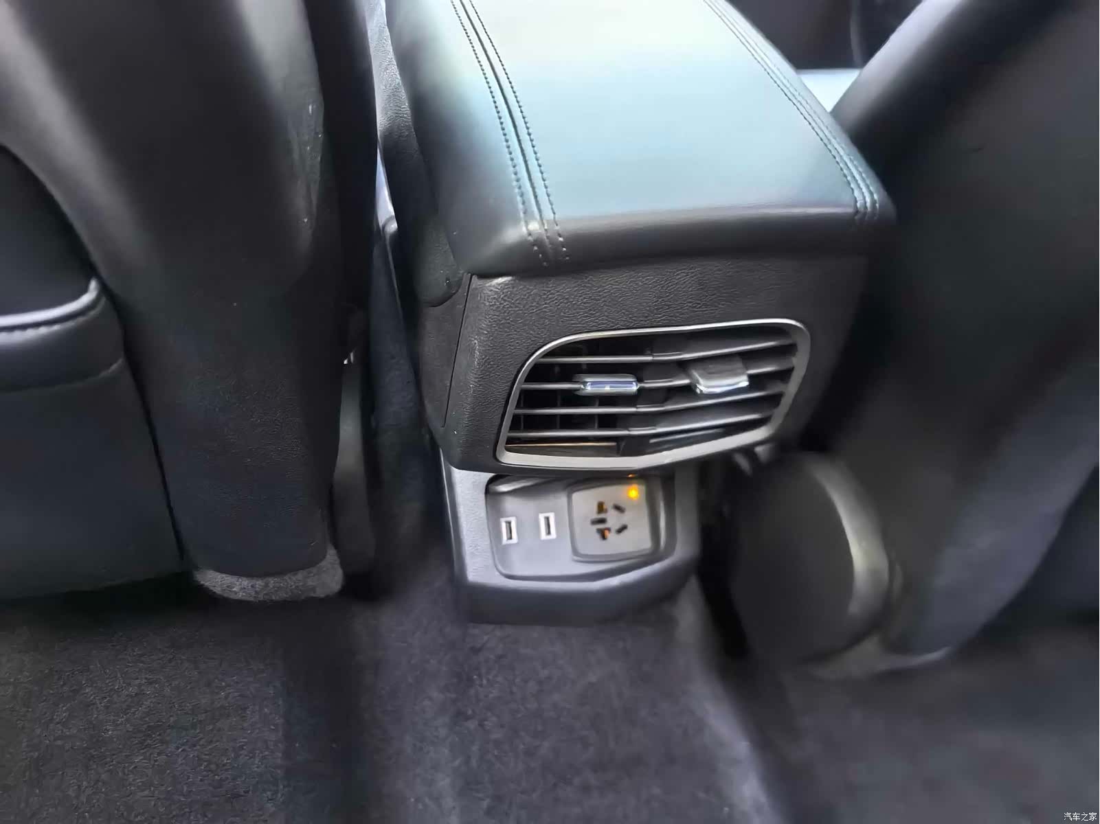 Lincoln MKZ, 2017 12