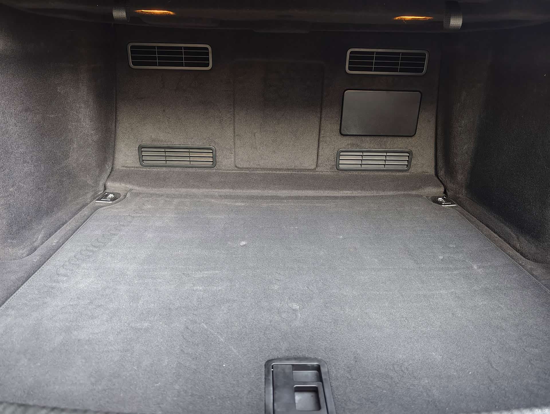 Audi A8L, 2011 25