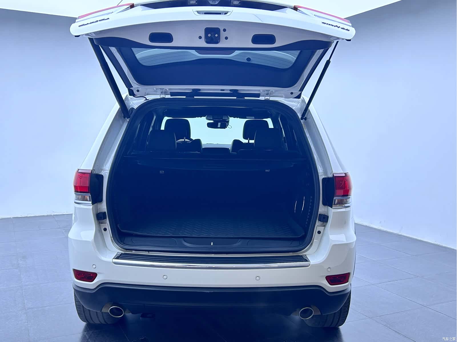 Jeep Grand Cherokee, 2023 20