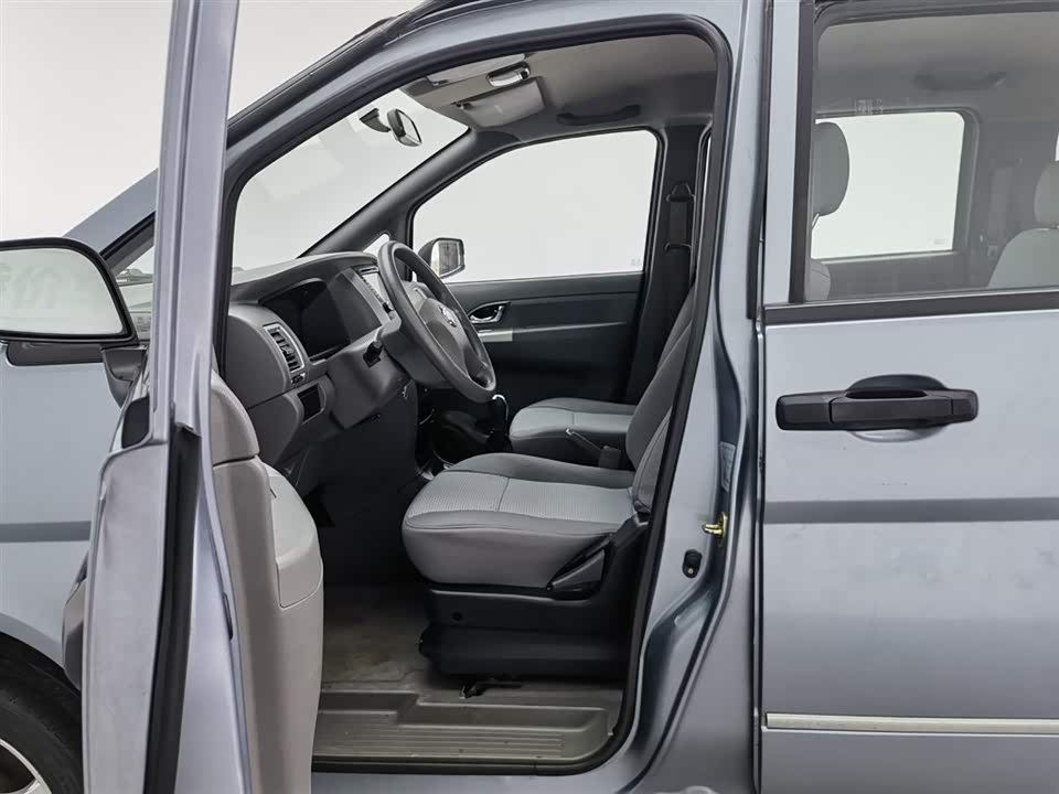 Dongfeng Handsome guest